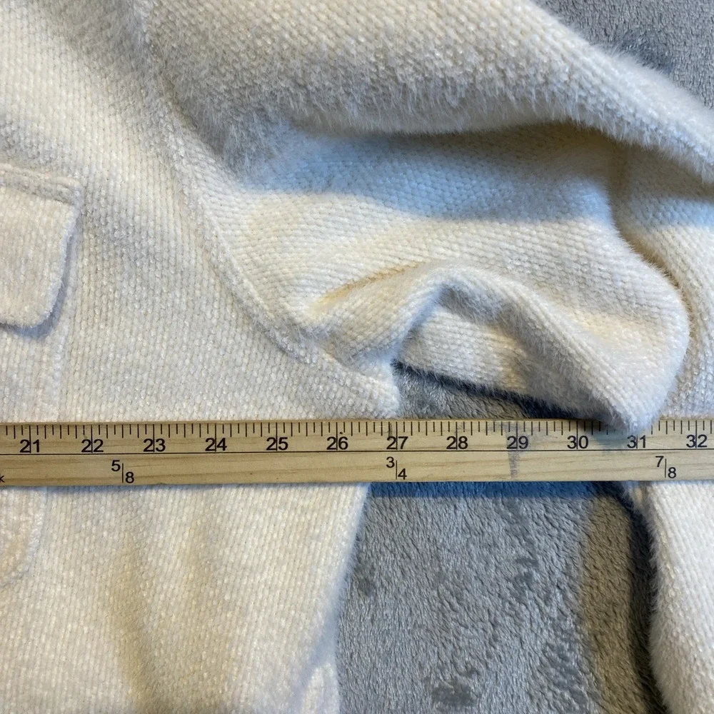 Old Navy Shacket Women's Size XL Ivory Button Front Plush Cozy Soft Quiet Luxury